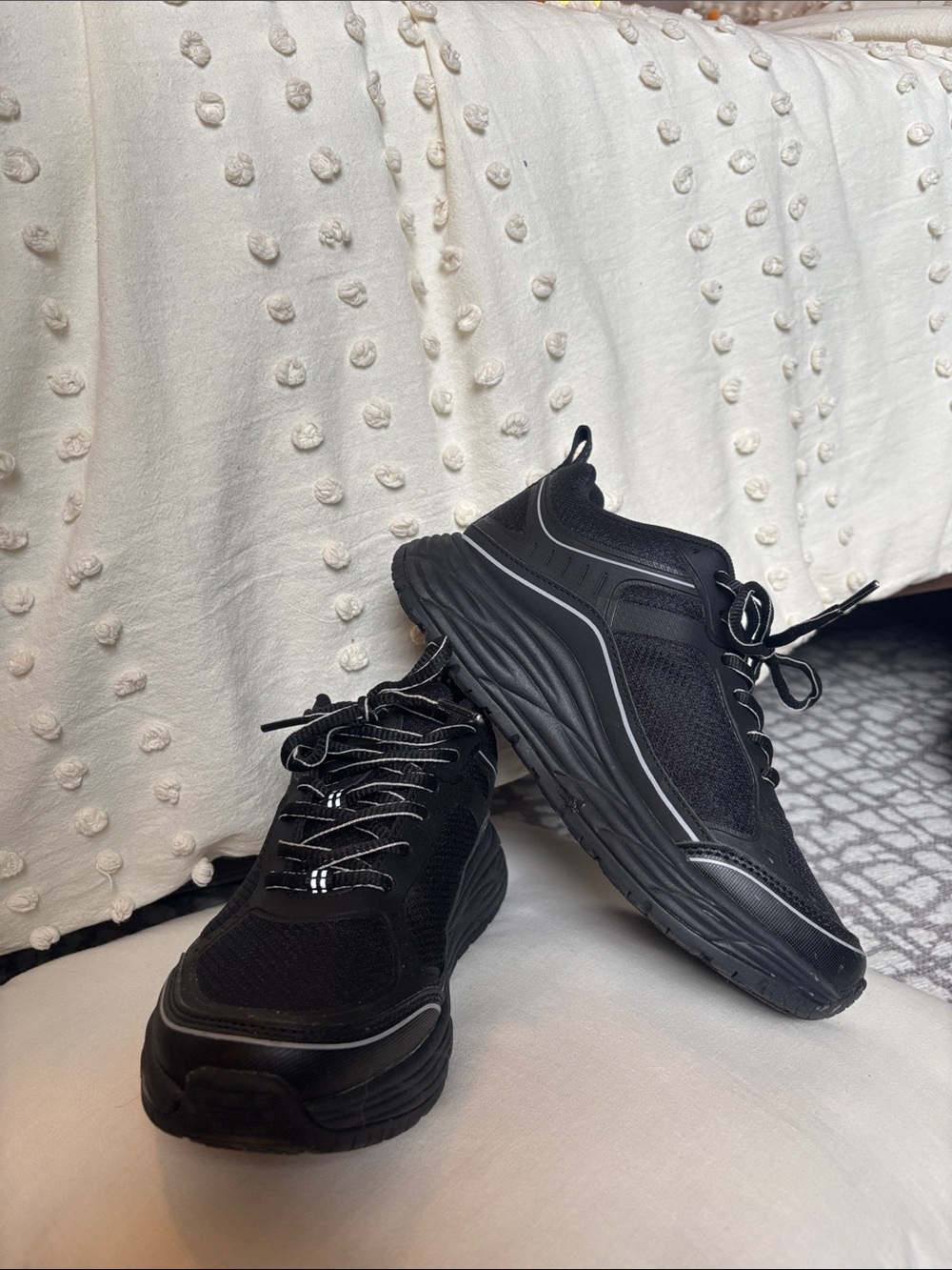 Dakota Work Series Anti Slip Black Close-Toed Shoes - worn only a few times.